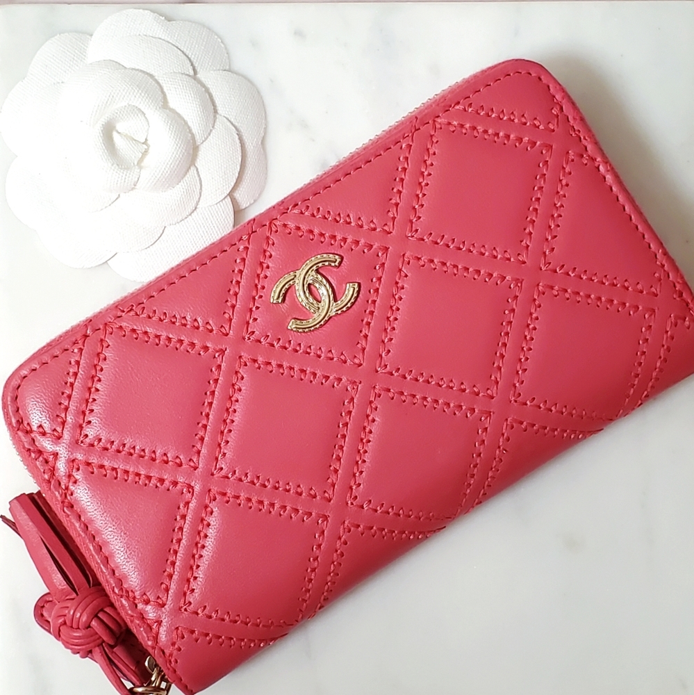 ♥️ Chanel Pink Leather Wallet